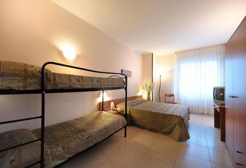 غرفة عائلية, Arma Ristorante