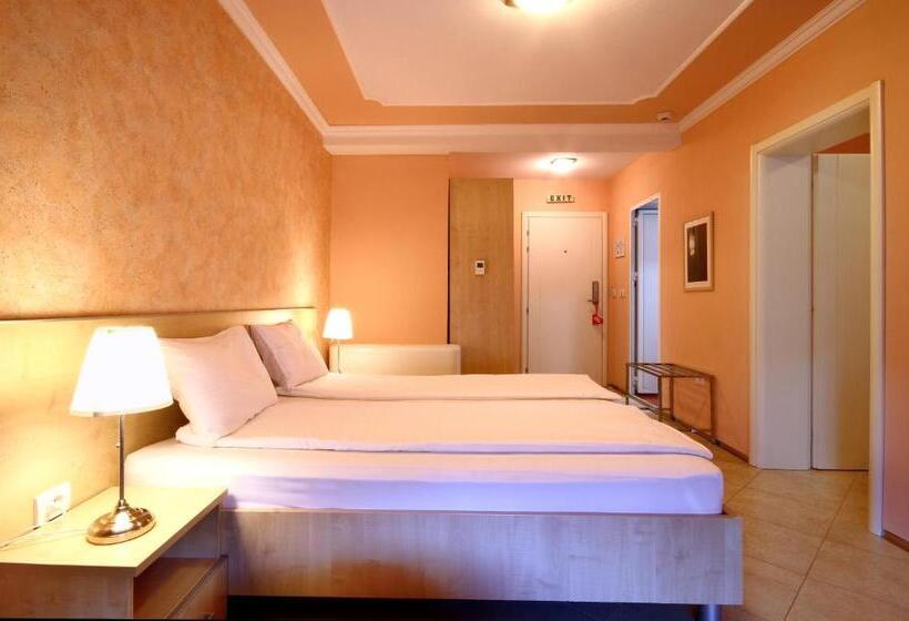 اتاق خانوادگی, Aruba