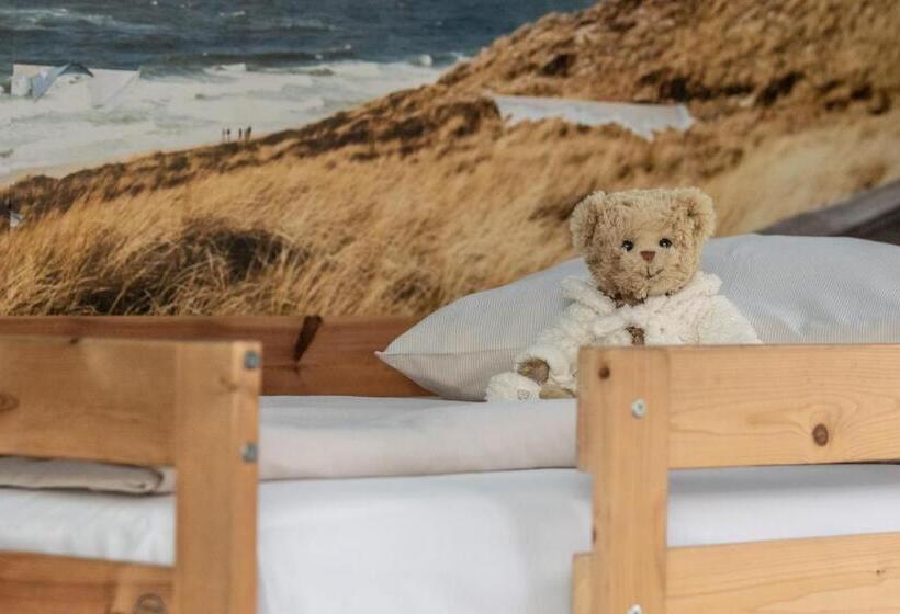 غرفة عائلية, Breeburg