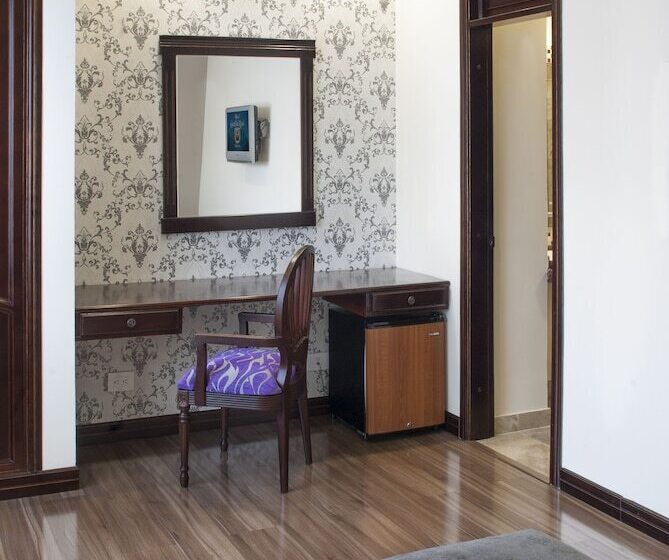 스탠다드 룸, Castilla Real