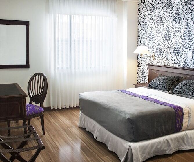 스탠다드 룸, Castilla Real