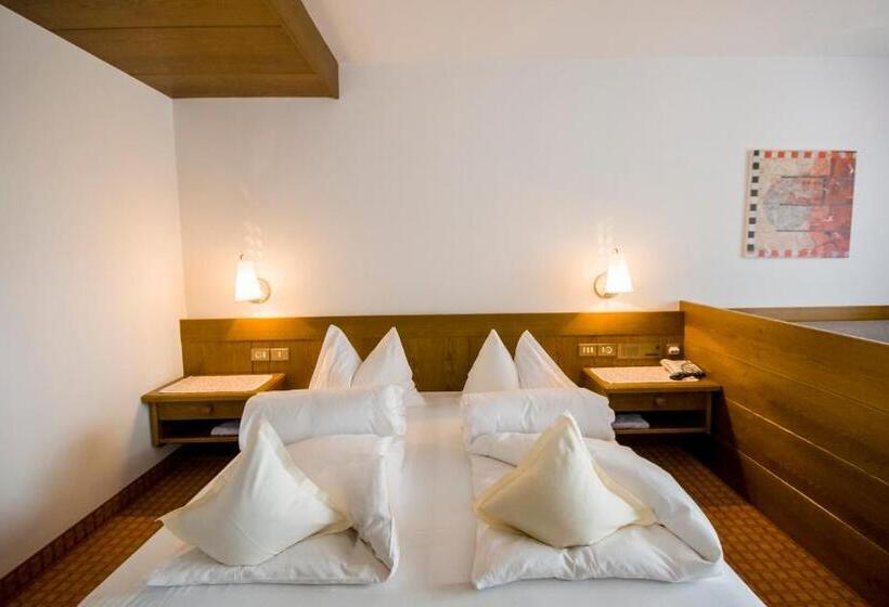 اتاق استاندارد, Christophs