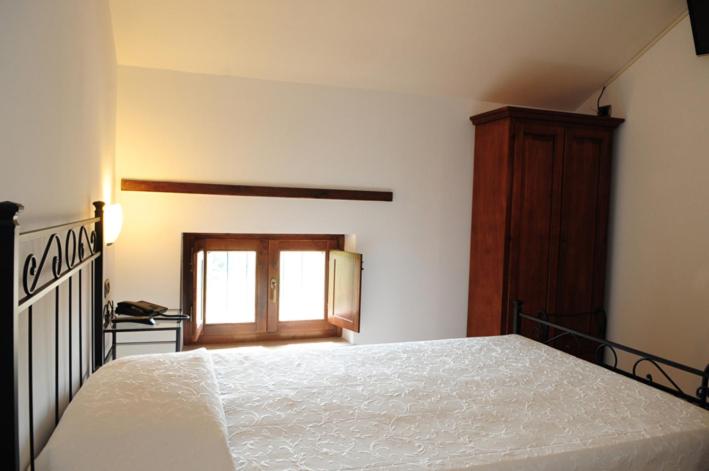 غرفة عائلية, Dei Templi