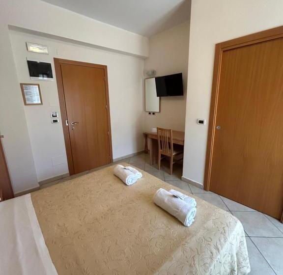 غرفة قياسية, Favorita