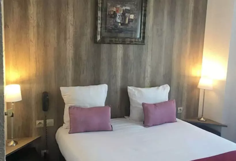 スタンダードルーム, Hôtel Du Trosy Clamart