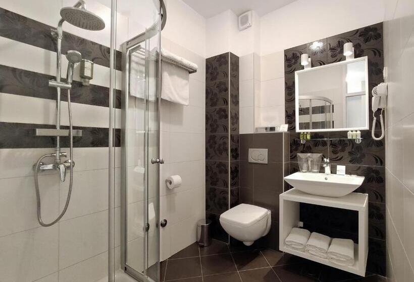 غرفة كومفورت مطلة علي البحر, Korsal