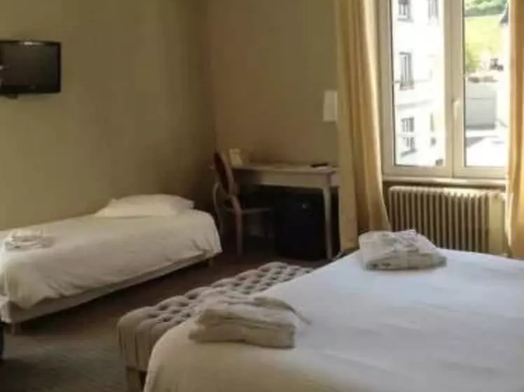 Standard Kolmen Hengen Huone, Le H Hôtel & Restaurant