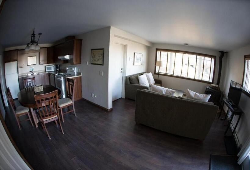 带2个卧室的公寓, Le Montagnard – Auberge/hôtel & Chalets