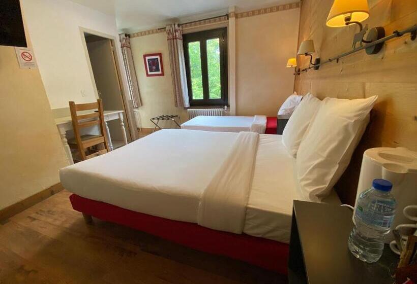 اتاق استاندارد سه نفره, Le Saint Antoine