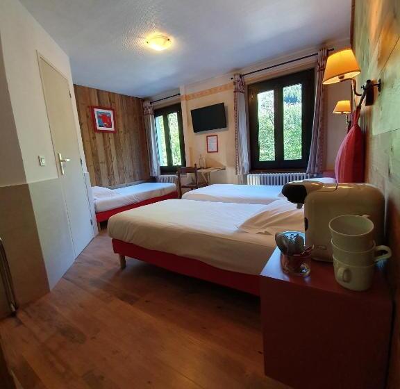 اتاق استاندارد سه نفره, Le Saint Antoine