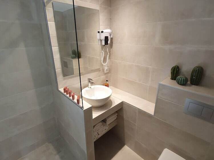 اتاق استاندارد, Le Saint Antoine