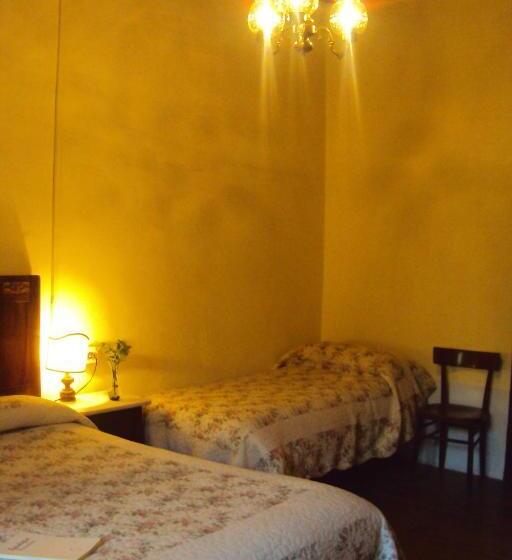 اتاق استاندارد سه نفره, Locanda Dei Baroni   Antica Dimora