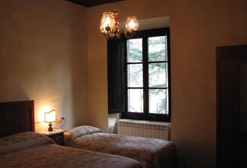 اتاق استاندارد سه نفره, Locanda Dei Baroni   Antica Dimora