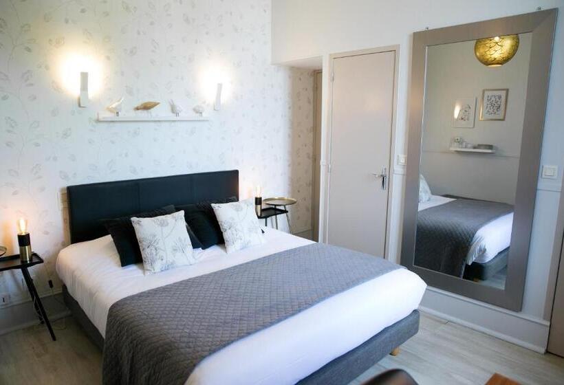 スタンダードルーム, Logis Auberge De L'ombrée