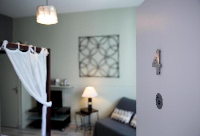 スーペリアールーム, Logis Auberge De L'ombrée