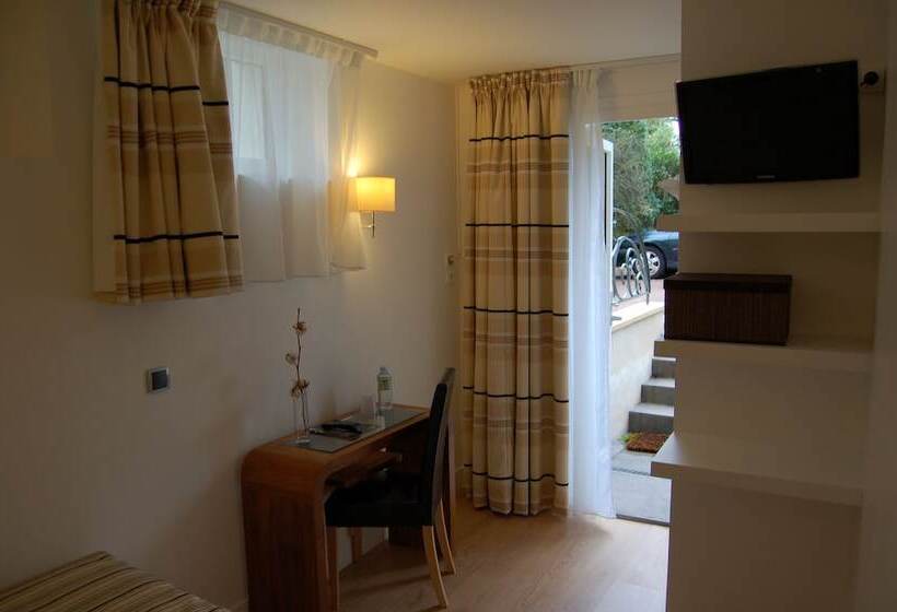 חדר סטנדרט יחיד, Logis Hôtel & Restaurant   Le Manoir De Sauvegrain