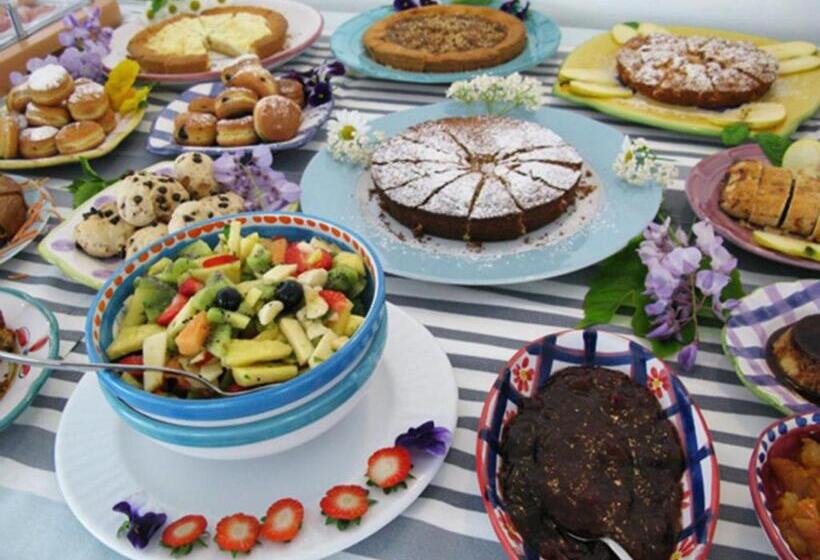 标准单人间, Maree