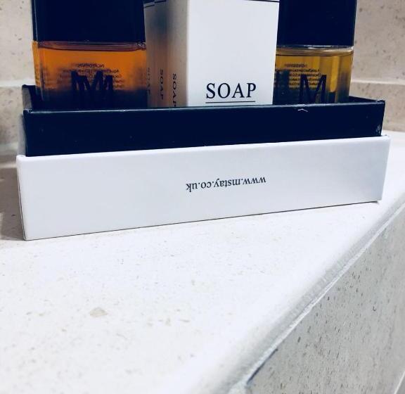 غرفة قياسية, Nox Olympia