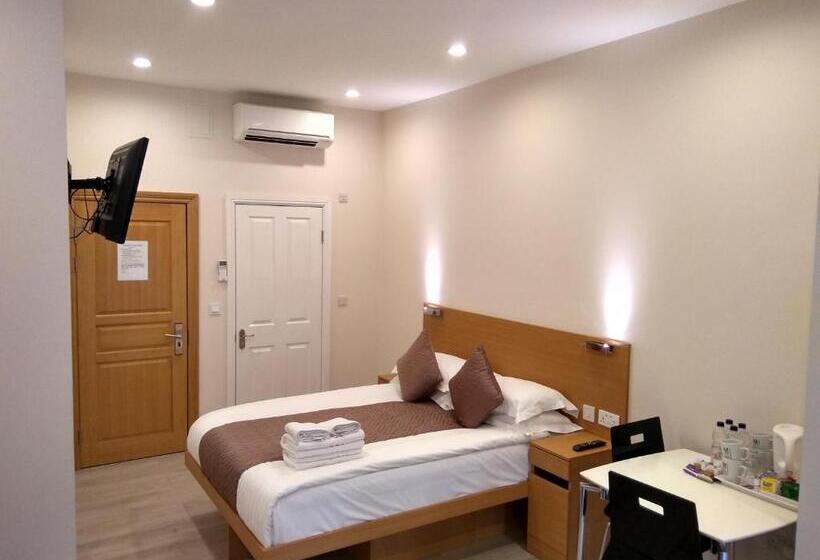 غرفة ديلوكس عائلية, Nox Olympia