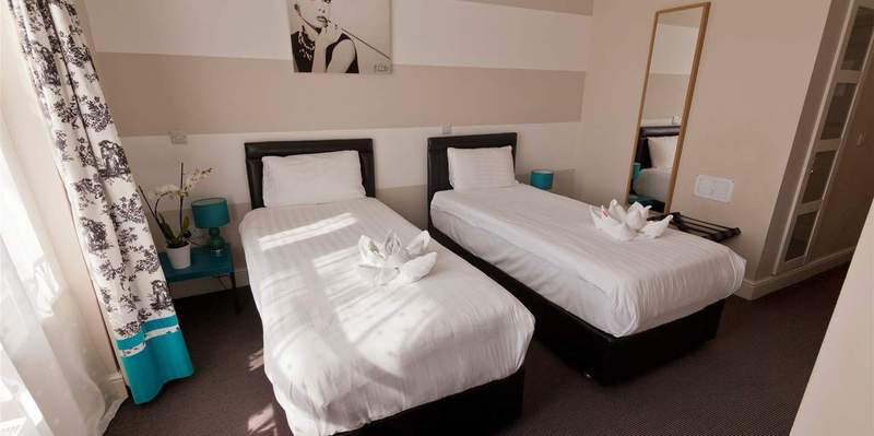 غرفة قياسية, Nox Olympia