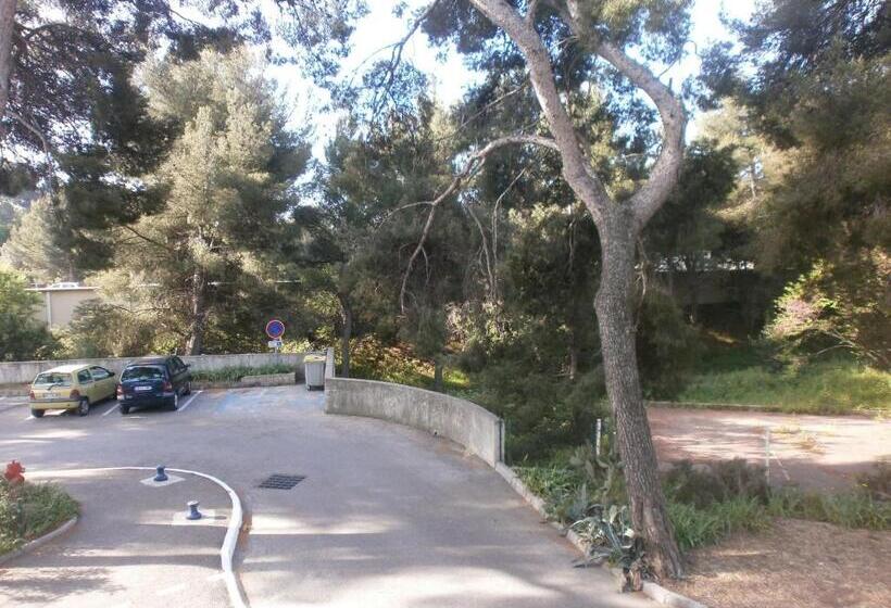 Трежместный Номер Economy, Parc Azur   Toulon Ollioules