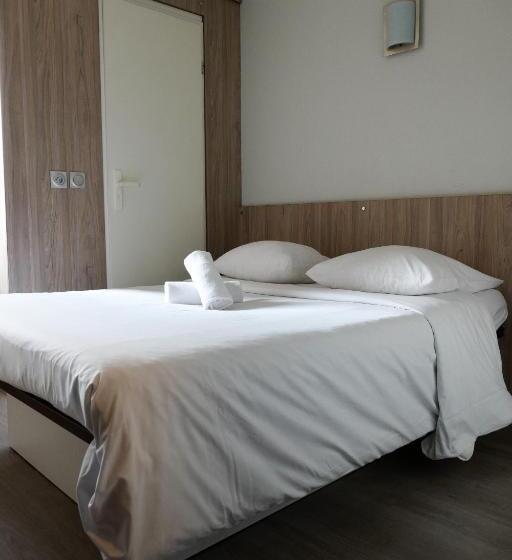 Номер Superior, Parc Azur   Toulon Ollioules