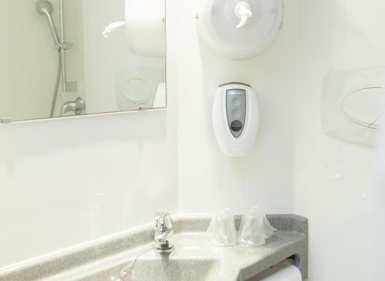 Семейный Номер, Parc Azur   Toulon Ollioules