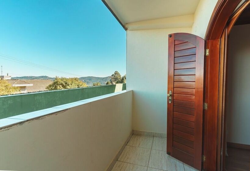 이코노미 룸, Pousada Recanto Almeida