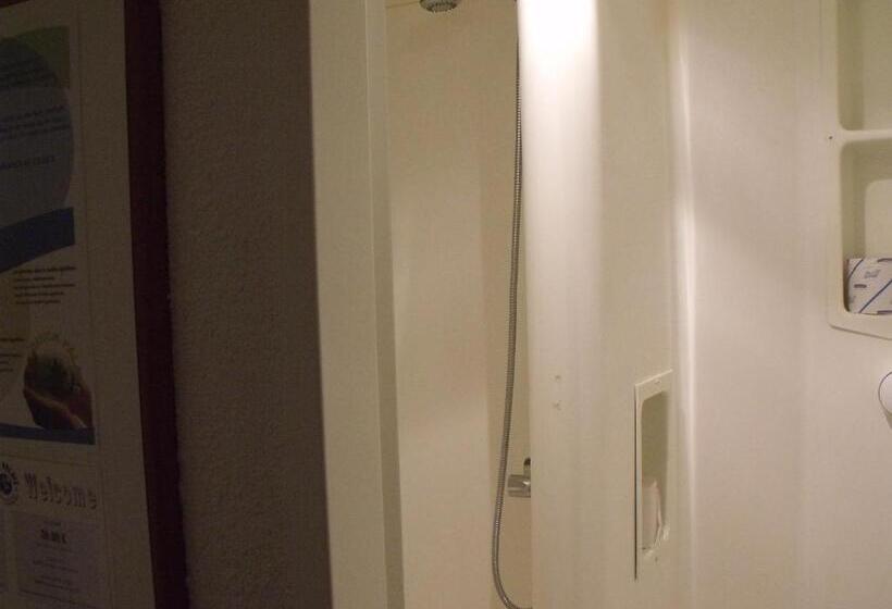 غرفة عائلية, Quick Palace Auxerre Monéteau