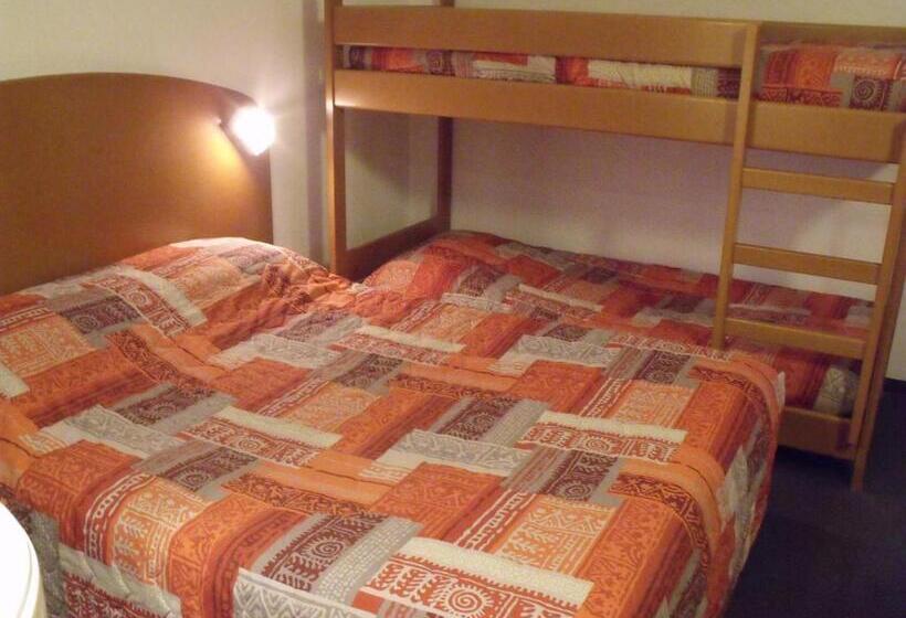 غرفة عائلية, Quick Palace Auxerre Monéteau