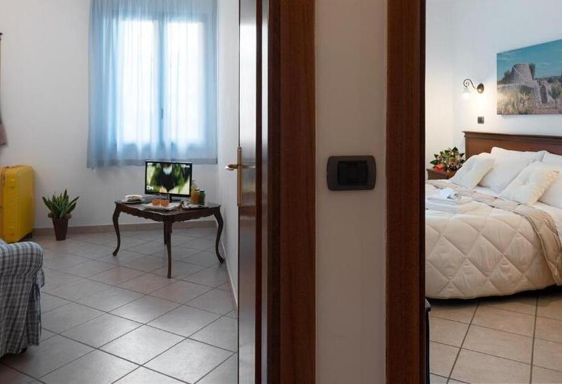 סוויטת ג'וניור עם טרסה, Relais Casina Copini