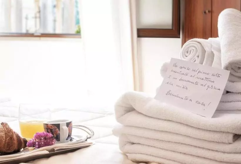 Standard Kolmen Hengen Huone, Relais Casina Copini