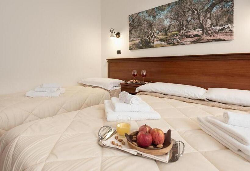 חדר סטנדרט לשלושה, Relais Casina Copini