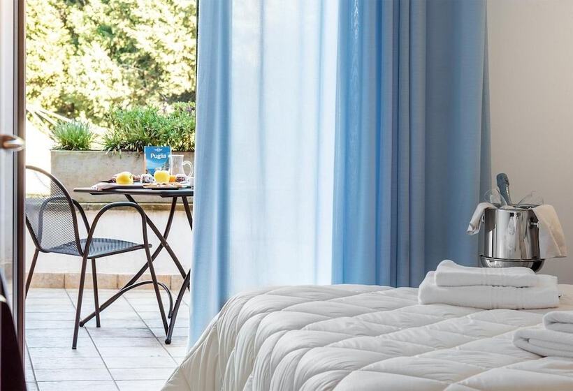 סוויטת ג'וניור עם טרסה, Relais Casina Copini