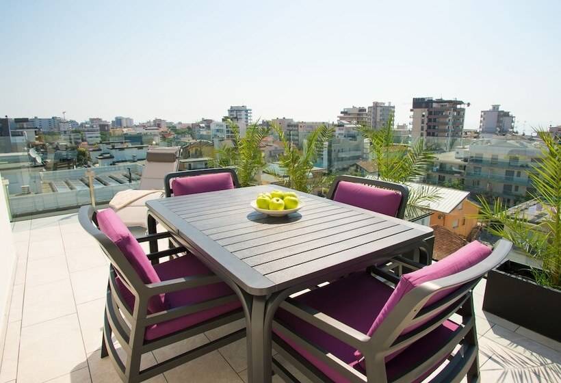 디럭스 스위트 바다 전망, Rossini