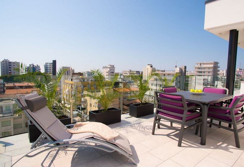 디럭스 스위트 바다 전망, Rossini