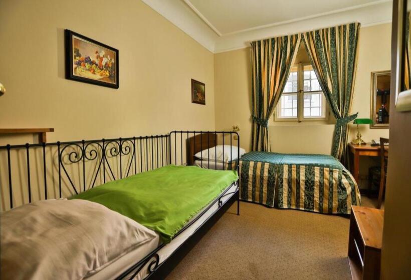 Quarto Economy, U Schnellu