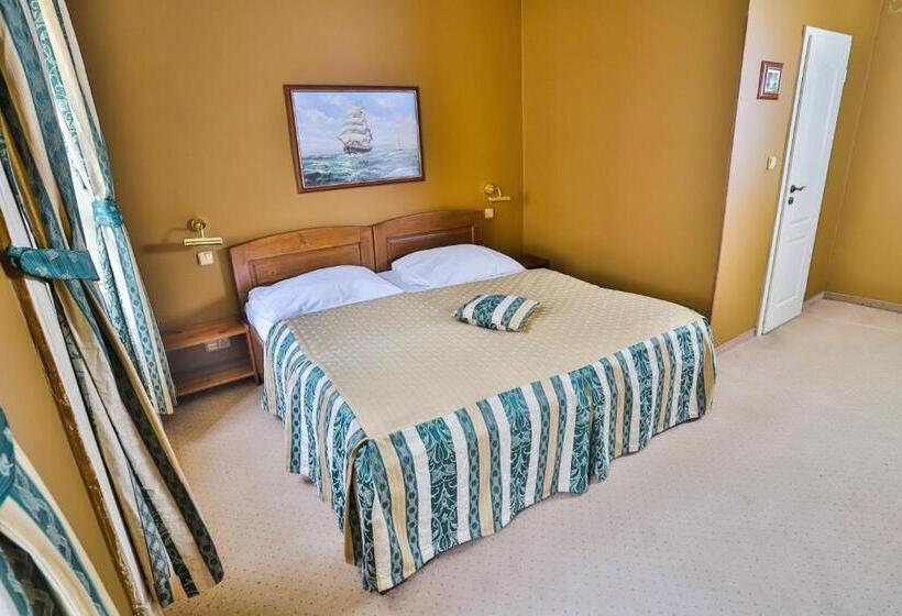 Quarto Estandar, U Schnellu