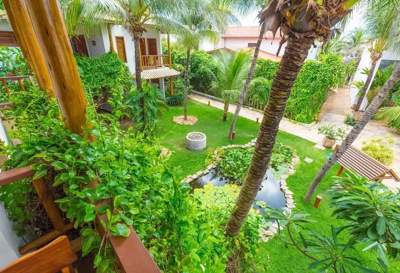 Deluxe Kolmen Hengen Huone, Vila Coqueiros Boutique