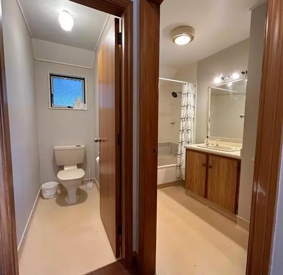 آپارتمان 2 خوابه, Masterton Motor Lodge