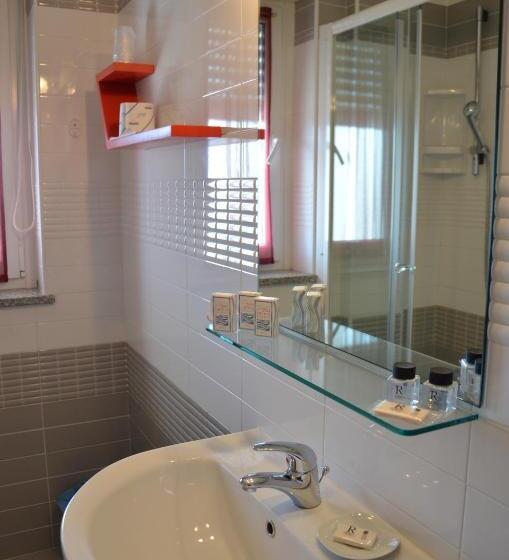 景色の見えるスイートルーム, Residence Sanremo