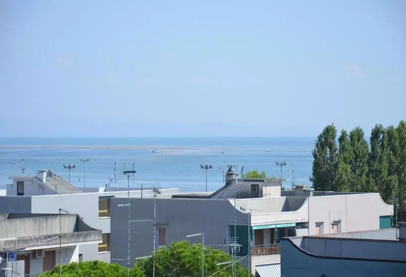 سوئیت با چشم‌انداز, Residence Sanremo