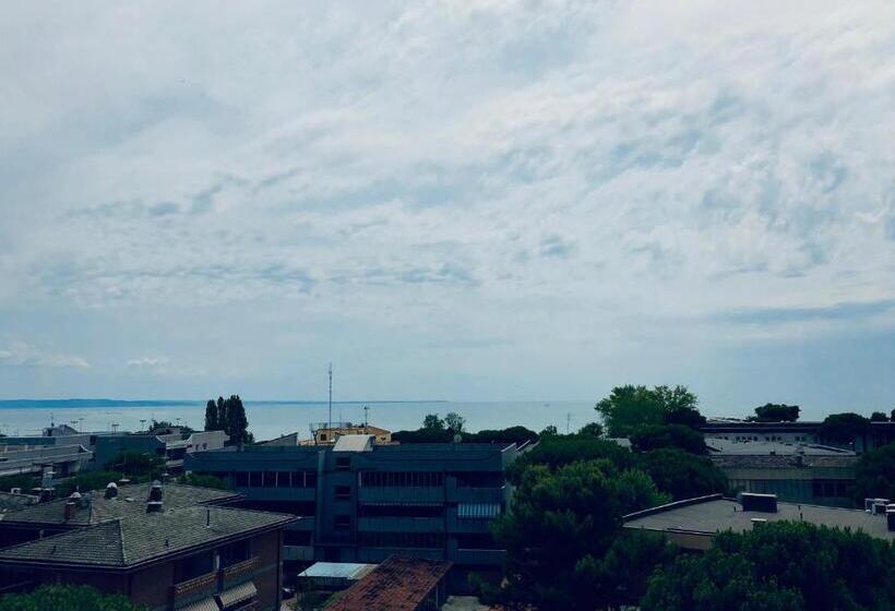 景色の見えるスイートルーム, Residence Sanremo