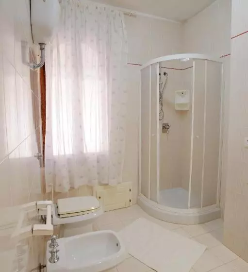 スタンダード４人部屋, Villa Belfiori
