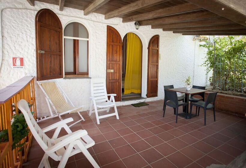 חדר סטנדרט לשלושה, Villa Belfiori