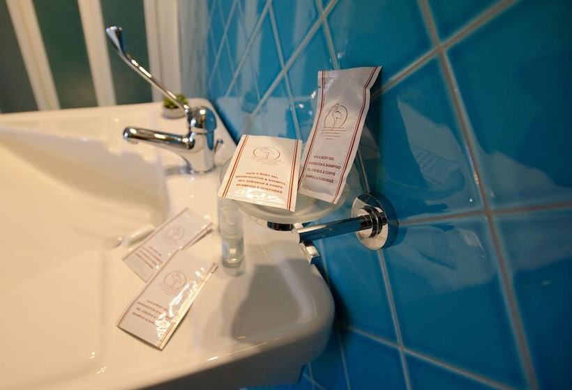 חדר סטנדרט לשלושה, Villa Belfiori