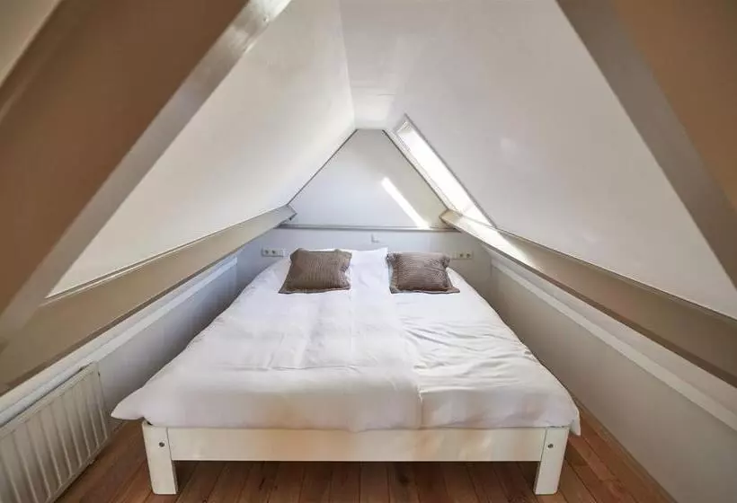 Talo 1 Makuuhuone, Villa Magnolia