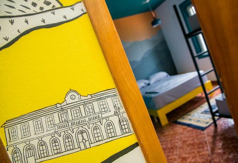 غرفة قياسية مطلة على المدينة, Our Way Guest House & Hostel