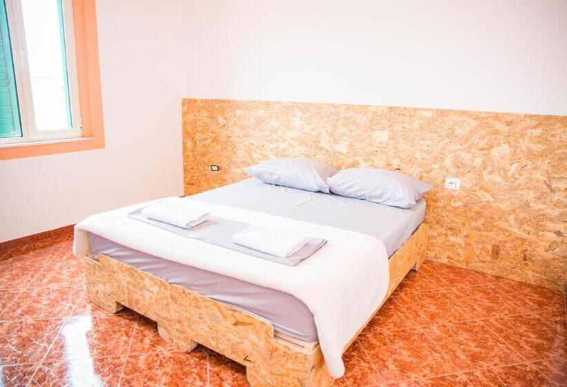 غرفة قياسية مطلة على الجبل, Our Way Guest House & Hostel