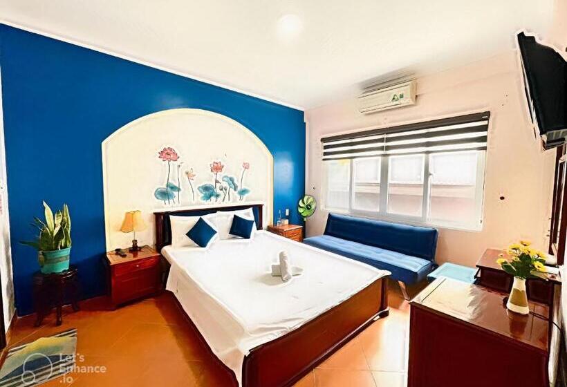 اتاق لوکس, Hue Pink Lotus